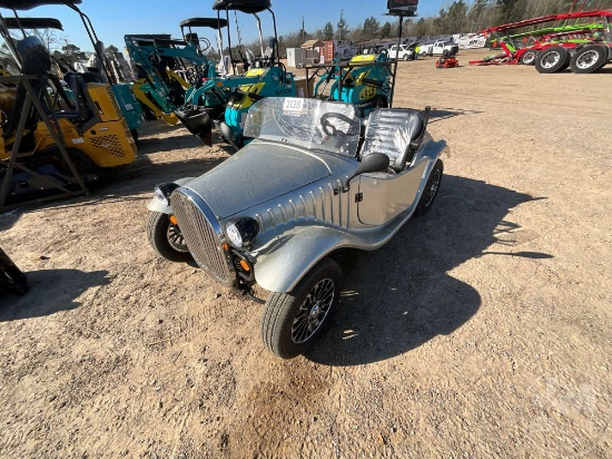 GOLF CART