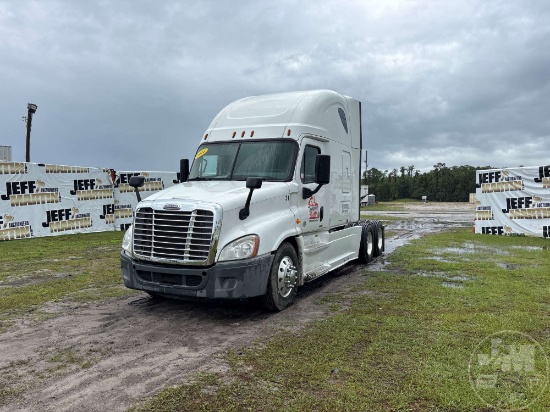 2014 FREIGHTLINER CASCADIA TANDEM AXLE TRUCK TRACTOR VIN: 3AKJGLD57ESFP9839