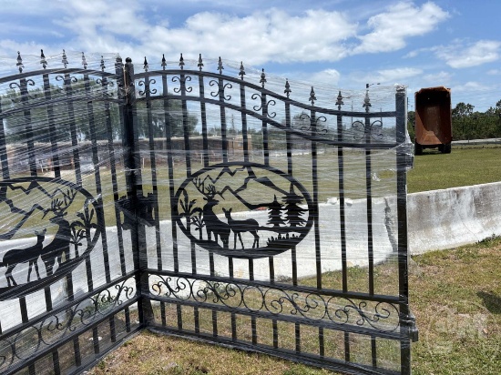 DECORATIVE GATE WITH DEER