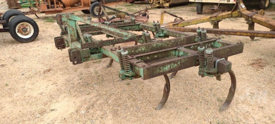 CHISEL PLOW