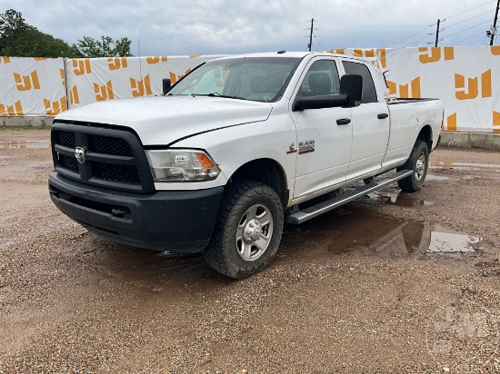 2015 RAM 3500HD CREW CAB 4X4 PICKUP VIN: 3C63R3GLXFG626784