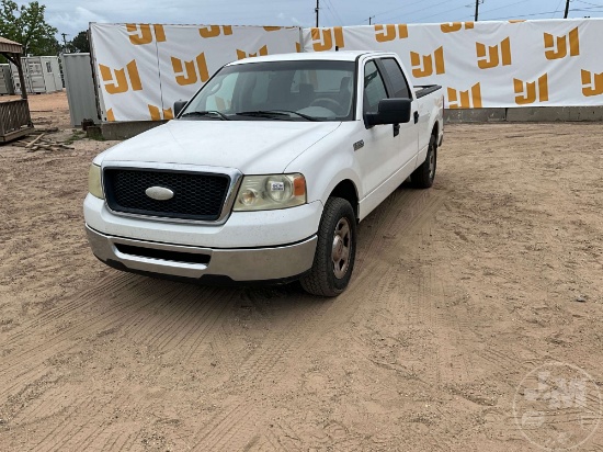 2007 FORD F-150 XLT CREW CAB 4X2 PICKUP VIN: 1FTRW12WX7KD11043