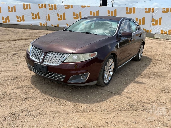 2009 LINCOLN MKS VIN: 1LNHM94R29G600930