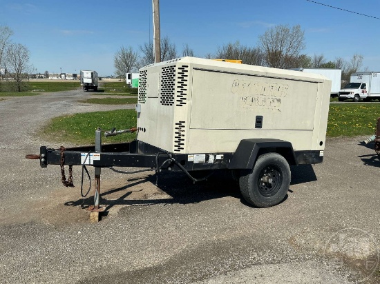 2015 DOOSAN 425 375 CFM PORTABLE AIR COMPRESSOR SN: 471901UGZF15