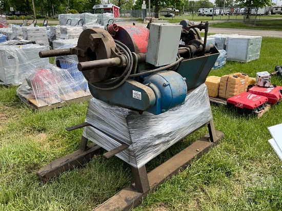 TOLDEO PIPE THREADING MACHINE SN:551688