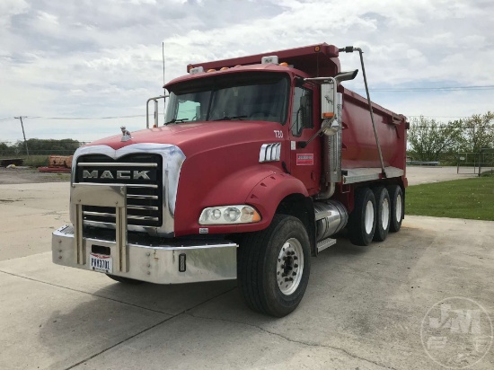 2006 MACK CT (GRANITE) TRI-AXLE DUMP TRUCK VIN: 1M2AL02C56M003413