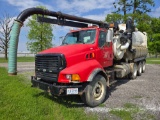 2002 STERLING TRUCK L9500 SERIES TRI/A VACUUM TRUCK VIN: 2FZMAZAN62AJ76218