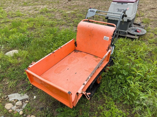 YARDMAX YD8203 SN: 8203103860420 POWER WHEEL BARROW