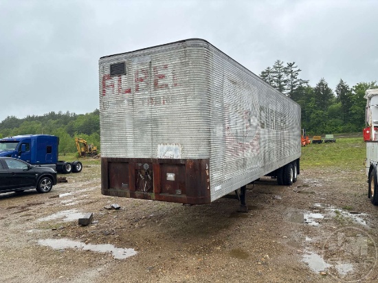 1971 FRUEHAUF FB8-L2-40 40'X96" VAN TRAILER VIN: MEN219001