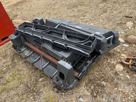 DECKED STORAGE SYSTEM
