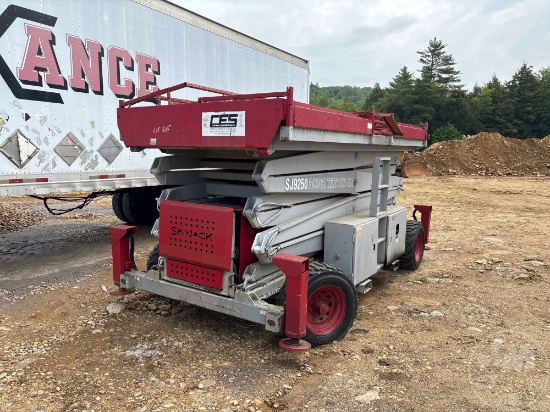 SKYJACK SJ9250 AERIAL LIFTS SN: 51016