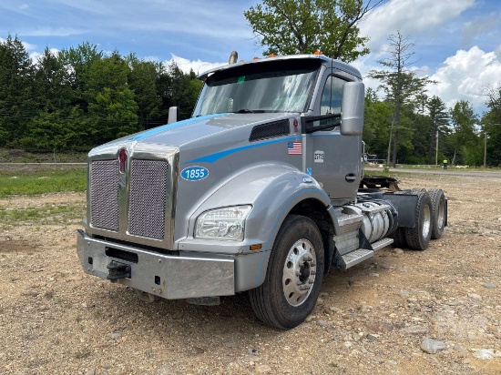 2018 KENWORTH T880 TANDEM AXLE DAY CAB TRUCK TRACTOR VIN: 1XKZDP9X8JJ211368
