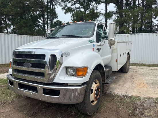 2009 FORD F-750 UTILITY TRUCK VIN: 3FRXF75D09V134936