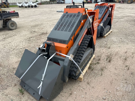UNUSED 2024 HURRICANE HRC 700 STAND ON MULTI TERRAIN LOADER SN: ZJ2024070151
