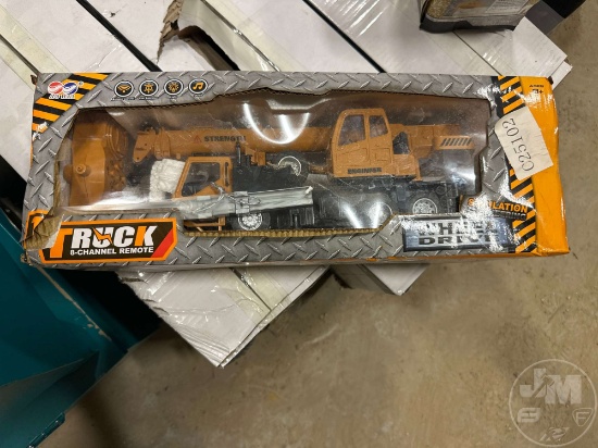 UNUSED 8-CHANNEL REMOTE CONTROL CRANE