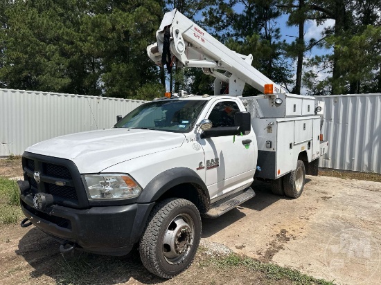 2017 RAM 5500 4X4  BUCKET TRUCK ETI ETC37IH VIN: 3C7WRNALXHG727775