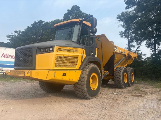 2019 JOHN DEERE 260E ARTICULATED DUMP TRUCK SN: 1DW260ETAKF697600