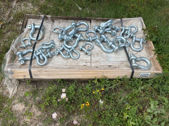 UNUSED 4.75-12T ANCHOR SHACKLES G209