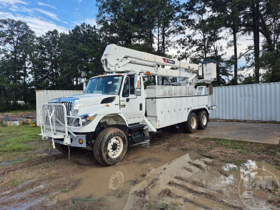 2013 INTERNATIONAL 7500 T/A BUCKET TRUCK TEREX HI-RANGER OM57-72 VIN: 1HTWNAZT4DJ307298