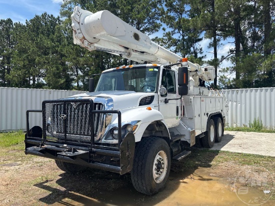 2012 INTERNATIONAL 7400 T/A BUCKET TRUCK ALTEC AM55 VIN: 3HAWGAAT1EL785042