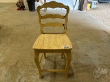 QTY OF 6 UNUSED VERSAILLES LADDERBACK 24 IN. CHAIR