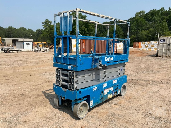 2016 GENIE GS-2632 32' SCISSOR LIFT SN: GS32P-150393