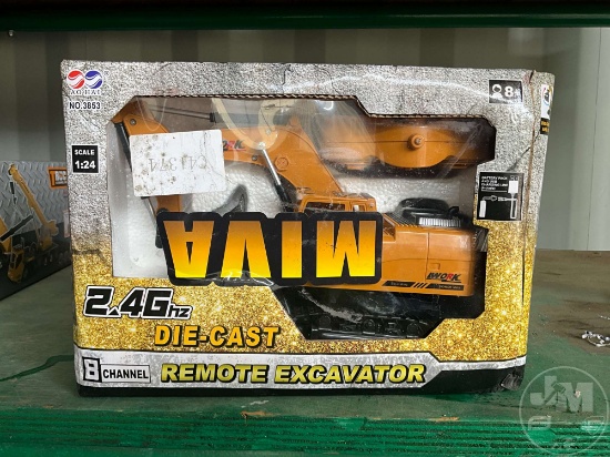 SKLP EXCAVATOR TOY (UNUSED)