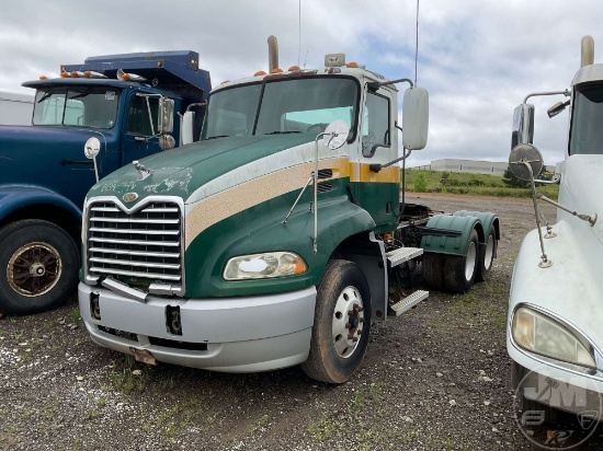 2005 MACK CX (VISION) VIN: 1M1AE05Y75N021152