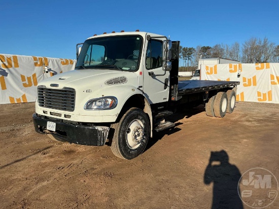2007 FREIGHTLINER M2 TANDEM AXLE REGULAR CAB FLATBED TRUCK VIN: 1FVHCYDJ27HZ20532