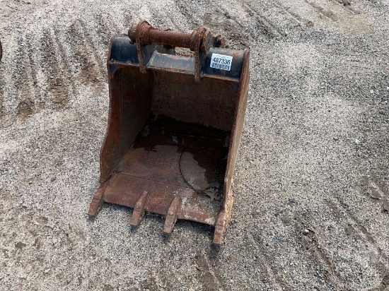 CAT 24”...... TOOTH BUCKET SN: 1BK30460