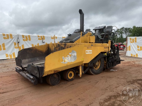 2015 CATERPILLAR AP600D RUBBER TIRE PAVER  SN: TFZ00346
