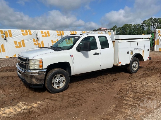 2013 CHEVROLET SILVERADO UTILITY TRUCK VIN: 1GC2KVCG4DZ264087