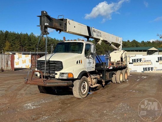 2005 STERLING TRUCK L8500 SERIES NATIONAL  BOOM TRUCK VIN: 2FZHAWDA05AV19652