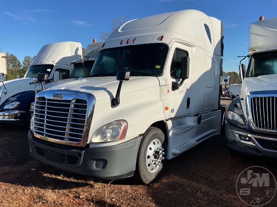 2014 FREIGHTLINER CASCADIA T/A TANDEM AXLE SLEEPER VIN: 1FUJGLD56ELFH6972