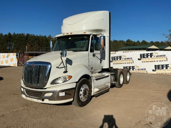 2017 INTERNATIONAL LF687 TANDEM AXLE DAY CAB TRUCK TRACTOR VIN: 3HSDJAPR3HN473586
