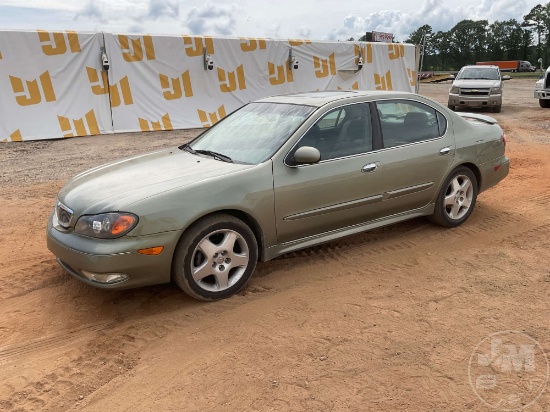 2001 INFINITI I30 VIN: JNKCA31A11T037608