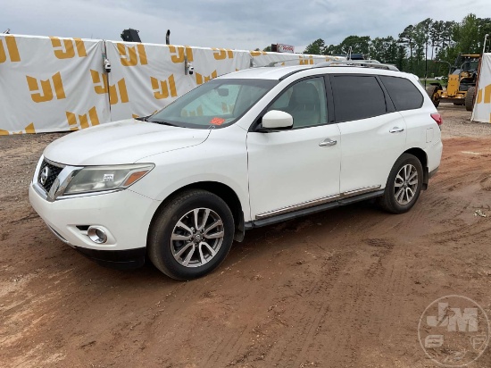 2013 NISSAN PATHFINDER VIN: 5N1AR2MN1DC660172