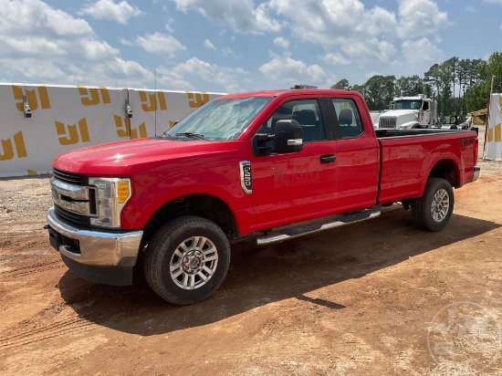 2017 FORD F-250 DOUBLE CAB 4X4 PICKUP VIN: 1FT7X2B68HED98841