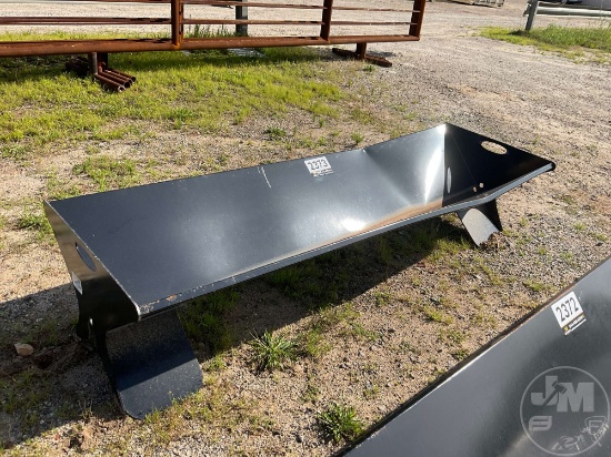 NEW/UNUSED 90" HEAVY DUTY CATTLE FEEDER ***DAMAGED***