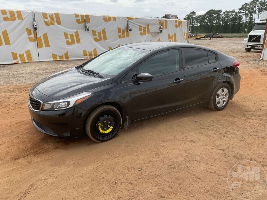 2017 KIA FORTE VIN: 3KPFK4A76HE015368