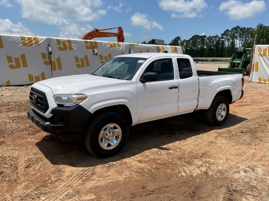 2020 TOYOTA TACOMA EXTENDED CAB 4X2 PICKUP VIN: 5TFRX5GN0LX172512