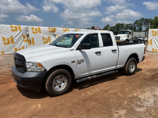 2019 RAM 1500 TRADESMAN DOUBLE CAB 4X4 PICKUP VIN: 1C6RR7FT3KS663178
