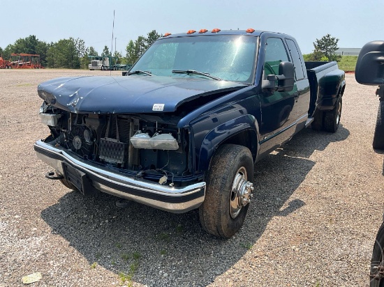 1998 CHEVROLET GMT-400 EXTENDED CAB PICKUP VIN: 1GCHK39J6WF042057