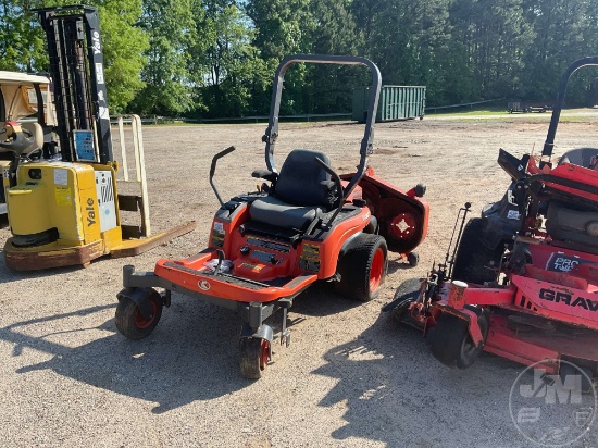 KUBOTA ZG222Z ZERO TURN MOWER