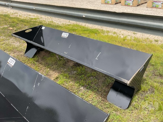 NEW/UNUSED 90" HEAVY DUTY CATTLE FEEDER