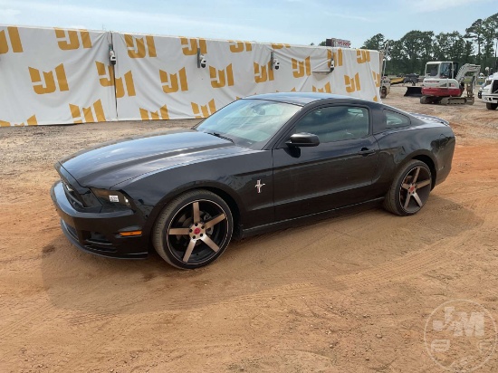 2014 FORD MUSTANG VIN: 1ZVBP8AM8E5315267