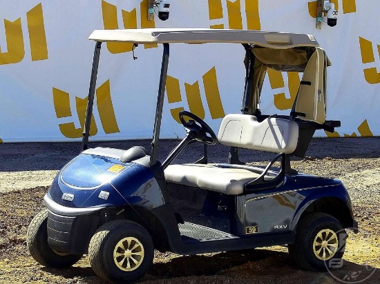 2021 EZ GO RVX GOLF CART