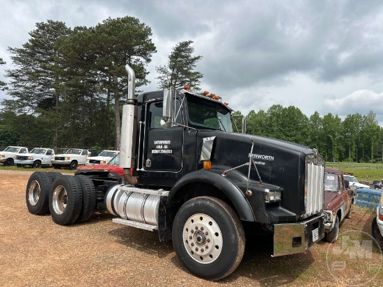 1989 KENWORTH T/A TANDEM AXLE DAY CAB TRUCK TRACTOR VIN: 1XKDD59X4KS536223
