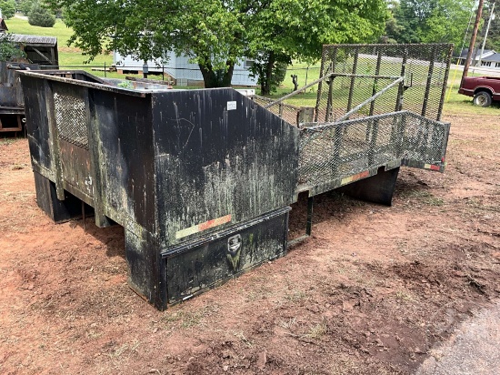 14’...... L X 7’...... 9”...... W STEEL LANDSCAPING TRUCK BODY,