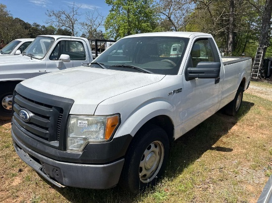 2010 FORD F-150 XL REGULAR CAB 4X2 PICKUP VIN: 1FTMF1CW3AKE36241